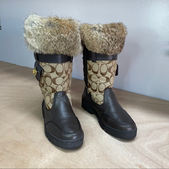 COACH KIMBERLY SIG C WINTER BOOTS-RABBIT FUR TRIM - Picture 2 of 7